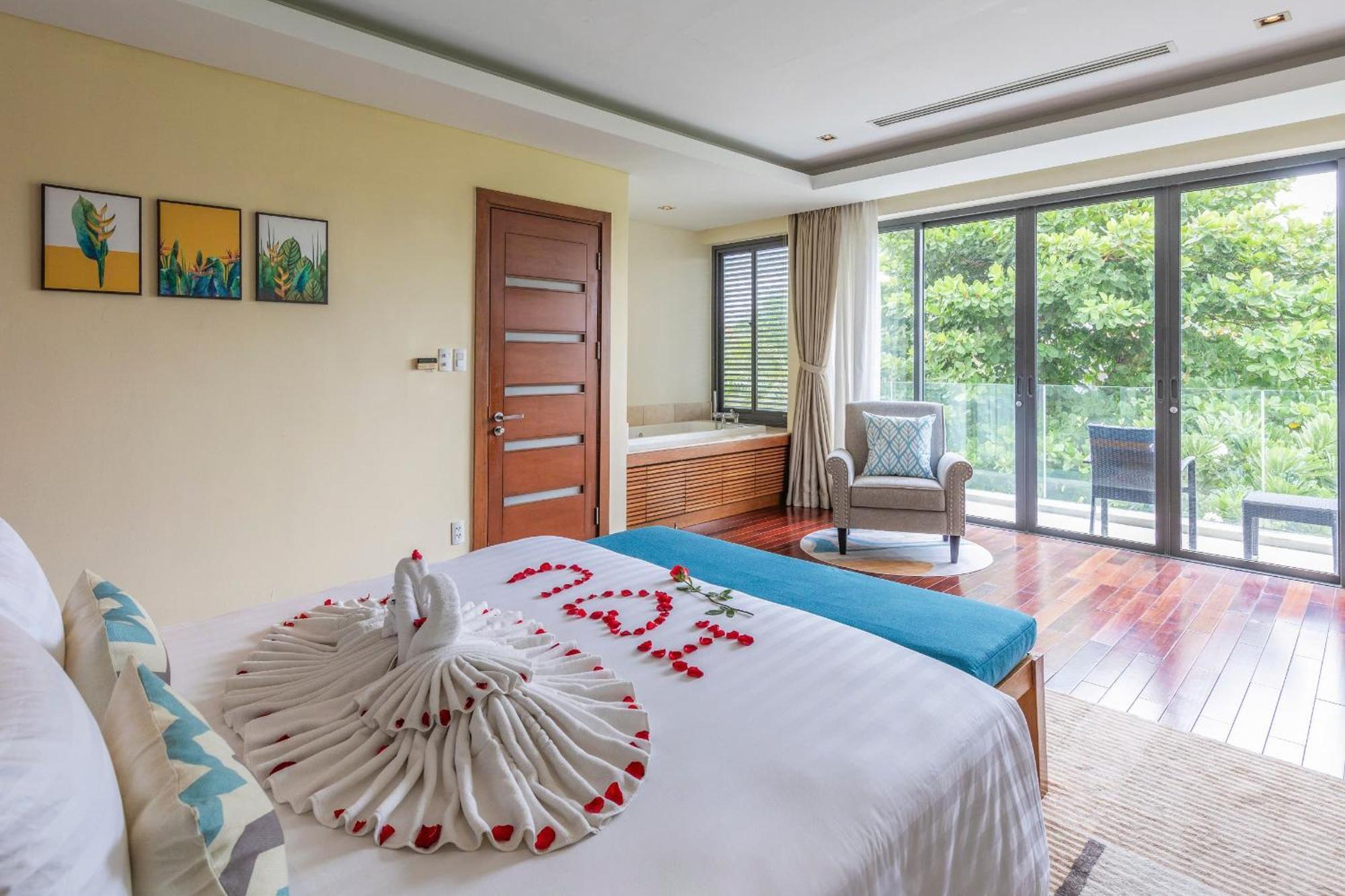 Ocean Villas Danang 4Br Private Pool - Idcwh Bagian luar foto