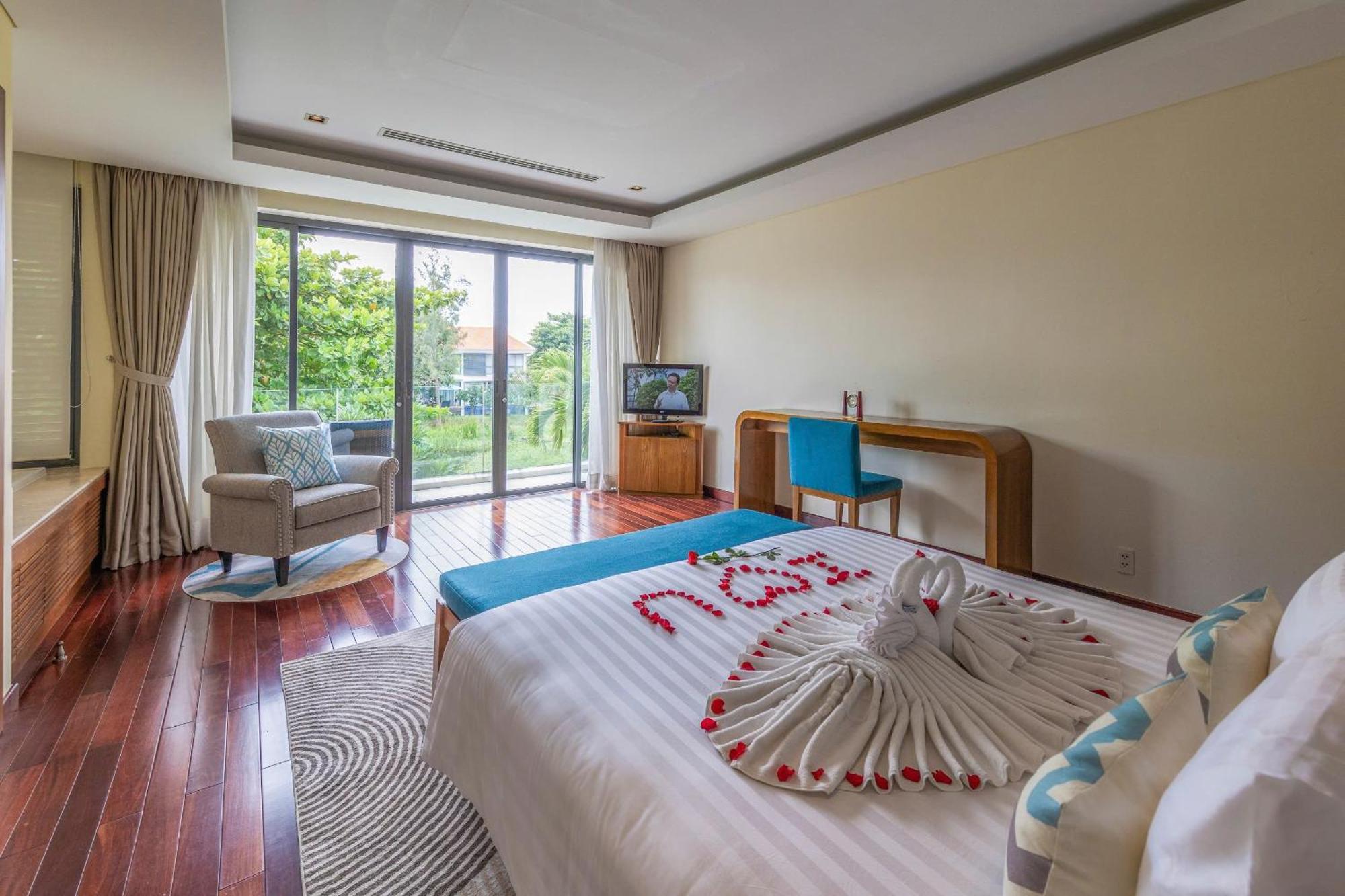 Ocean Villas Danang 4Br Private Pool - Idcwh Bagian luar foto